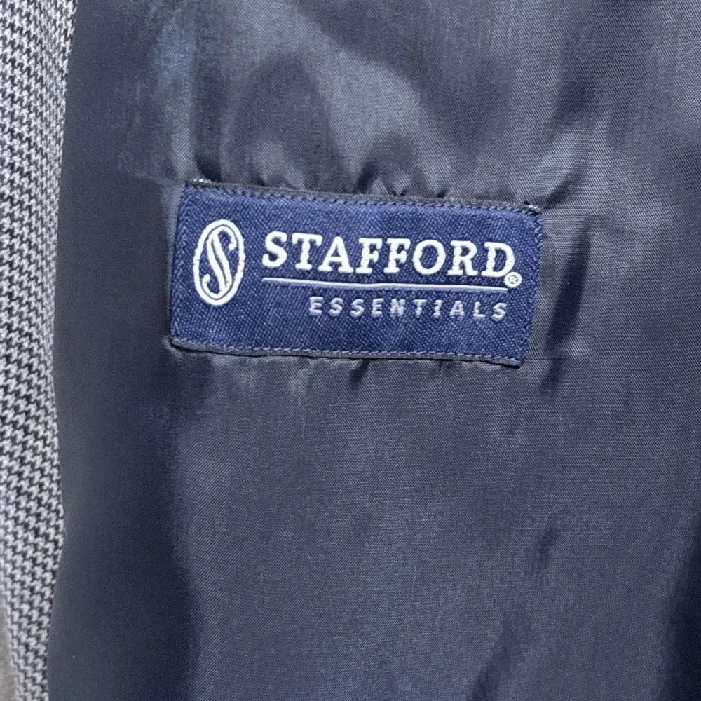 Stafford Sport Coat 52R Classic Fit Blue Gray Check Blazer Jacket Business